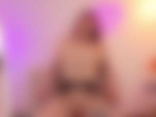 Live cam show with Violet-Ch - Skinny on Latina Girls