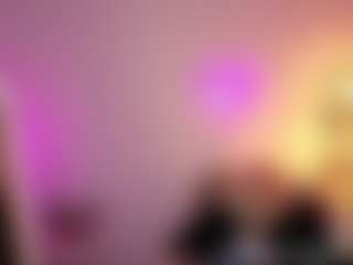 Live cam show with Violet-Ch - Petite on Stripli.com