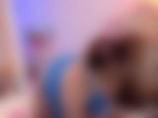 Live cam show with Violet-Ch - Fingers on parknlotfishbdy