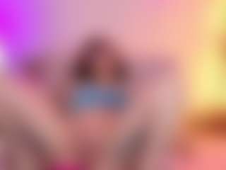 Live cam show with Violet-Ch - Red Hair on Camsoda