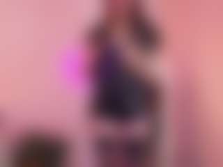 Live cam show with Violet-Ch - Red Hair on Camming Site