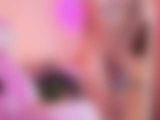 Live cam show with Violet-Ch - Erotic Dance on live18s.com