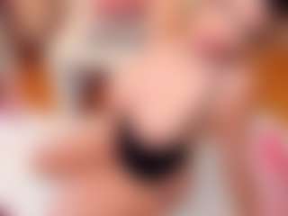 Bella-Posh's Live Sex Cam Show