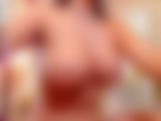 Live cam show with Bella-Posh - Dildo Or Vibrator on Streamer API