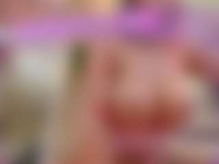 Bella-Posh's Live Sex Cam Show