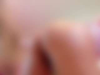 Live cam show with Bella-Posh - Squirt Big Tits on Free Soda