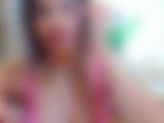 Live cam show with Bella-Posh - Drinking on AdultVida.com