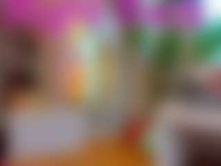 Live cam show with Bella-Posh - Smoking on Fapmatic.com