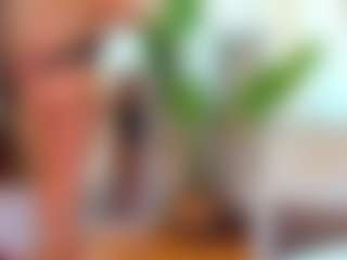 Live cam show with Bella-Posh - Brown Hair on Camsoda