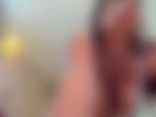 Bella-Posh's Live Sex Cam Show