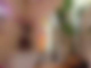 Live cam show with Bella-Posh - Control on Mixed Magazine Live