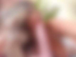 Live cam show with Bella-Posh - Erotic Dance on liverealitysex.com