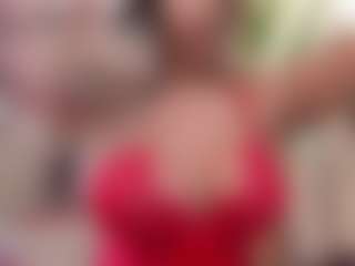 Live cam show with Bella-Posh - Brown Eyes on Camsoda