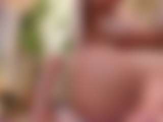 Live cam show with Bella-Posh - Anal Brown Hair on livesuperchat.net
