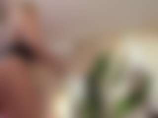Live cam show with Bella-Posh - Joi on SxyPornLive
