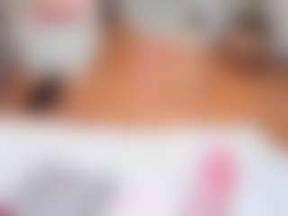 Live cam show with Bella-Posh - Foot Fetish on eurowanks.com