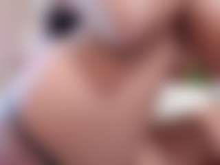 Bella-Posh's Live Sex Cam Show