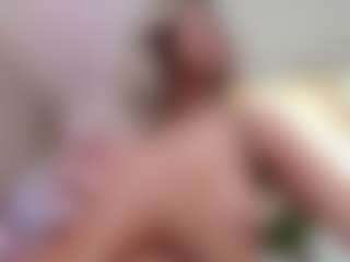 Bella-Posh's Live Sex Cam Show