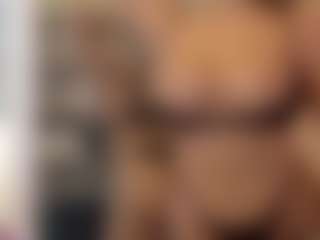 Bella-Posh's Live Sex Cam Show