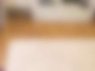 Live cam show with Bella-Posh - Anal Brown Hair on Gym Cam Girls