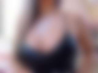 Live cam show with Bella-Posh - Erotic Dance on SinfulBabes