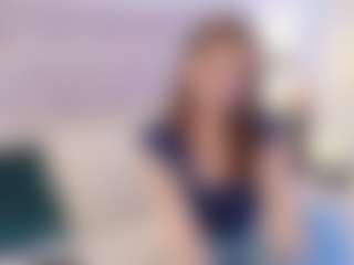 Live cam show with Madison-aveline - Shaved Pussy on Dare Cams
