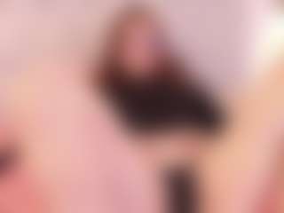 Live cam show with Madison-aveline - Spank Red Hair on StripNow