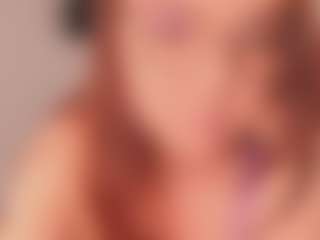 Live cam show with Madison-aveline - Average on TeamSkeetLive