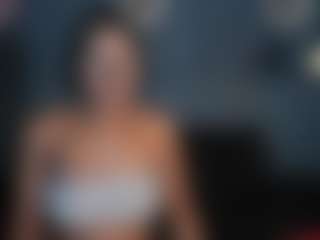 Live cam show with Niicolee-brownn - Drinking on Fit Hotties