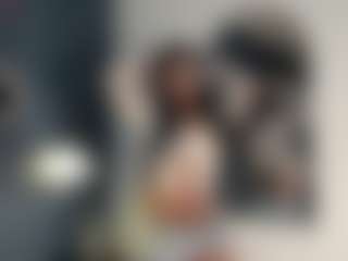 Live cam show with Niicolee-brownn - Athletic Ebony on madthumbs