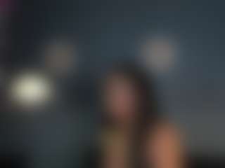 Live cam show with Niicolee-brownn - Smoking on Camsoda