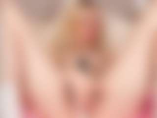 Live cam show with Lina - College on Camming Site