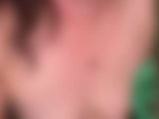 CouchCougarとのライブチャットショー - CamsodaのNew BBW