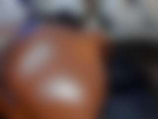 Live cam show with Nahomii-Hill - Hazel Eyes on instabang