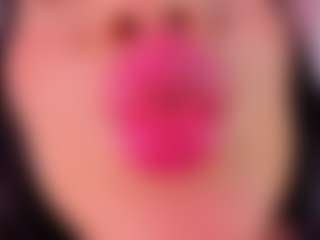 Live cam show with SofiacandyXht - Cute on StripNow