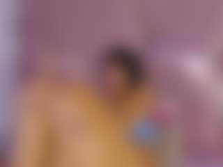 Live cam show with SofiacandyXht - Fingering on SmokeAndPoke
