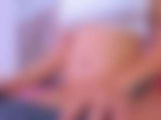 Live cam show with SofiacandyXht - Double Penetration on CamwithHer