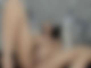 Live cam show with SofiacandyXht - Moaning on Livezox