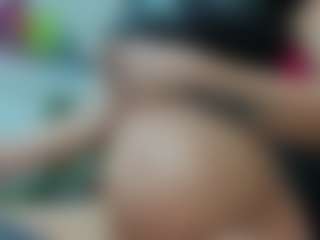 SofiacandyXht's Live Sex Cam Show