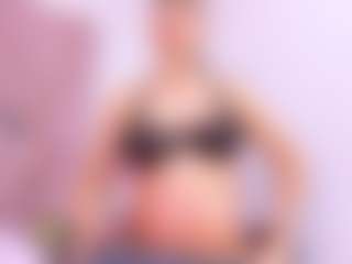 Live cam show with SofiacandyXht - Moaning on sexylive.show
