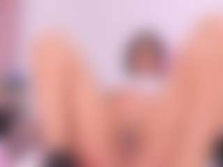 Live cam show with SofiacandyXht - Moaning on Fling VIP Chat