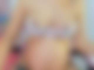 Live cam show with SofiacandyXht - Moaning on CSO-WL
