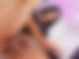 Live cam show with Sophie Luxe - Teen (18+) on Soda Cam