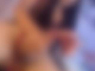 Live cam show with Sophie Luxe - Teen (18+) on LiveSexCams6