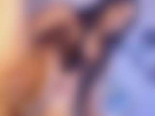 Live cam show with Sophie Luxe - Brown Eyes on Mixed Magazine Live