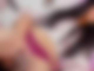 Live cam show with Sophie Luxe - Teen (18+) on CamSextacy