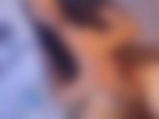 Live cam show with Sophie Luxe - Tiny Tits on Camsoda Late Night