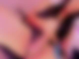 Live cam show with Sophie Luxe - Brown Eyes on liverealitysex.com