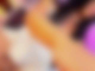 Live cam show with Sophie Luxe - Lean on Camsoda
