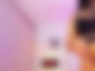 Live cam show with Sophie Luxe - No Smoking on Camsoda
